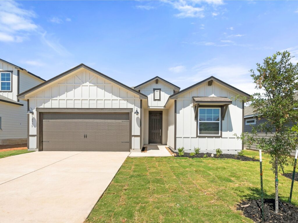 Hakes Brothers exterior of a completed home