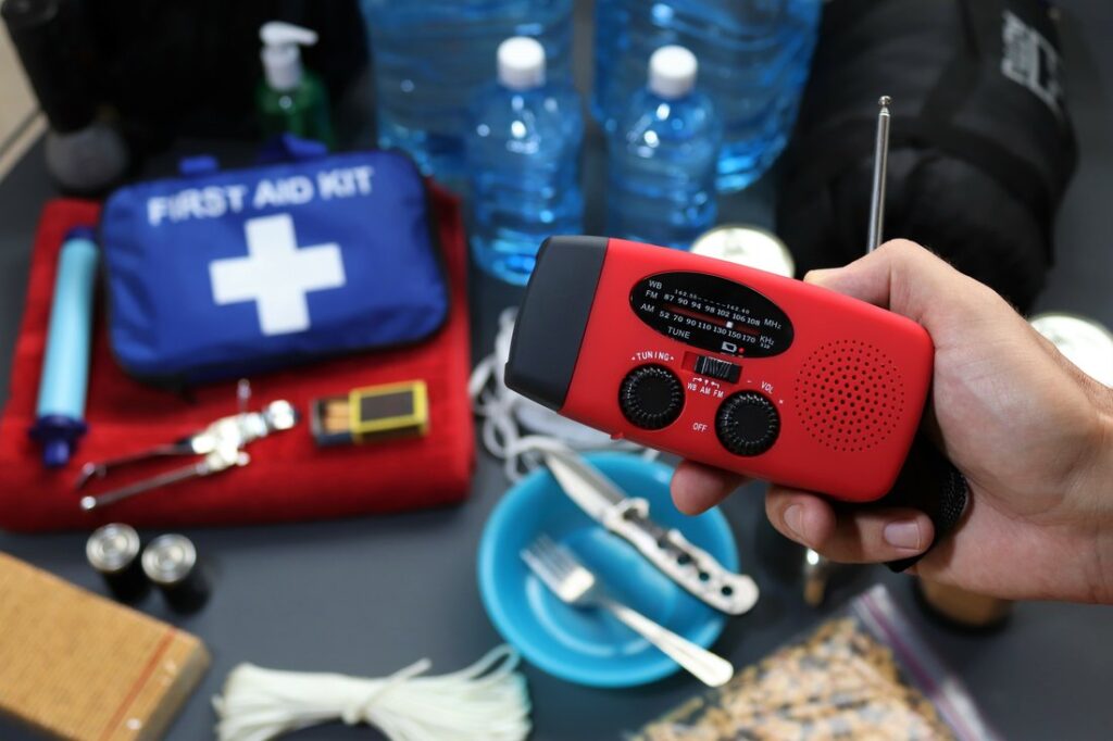 Preparing an emergency disaster kit at home
