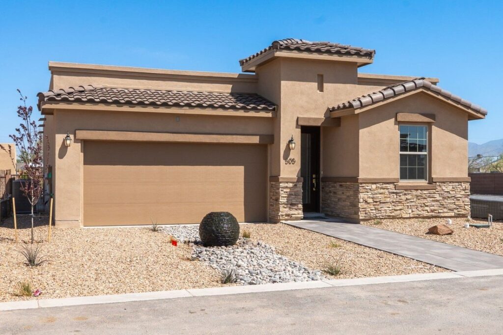 Exterior of Hakes Brothers home in Albuquerque