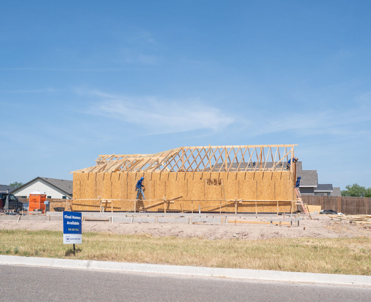 Alberta Heights home from Hakes Brothers under construction