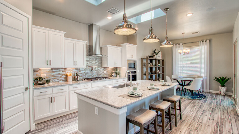 2350 Gourmet Kitchen