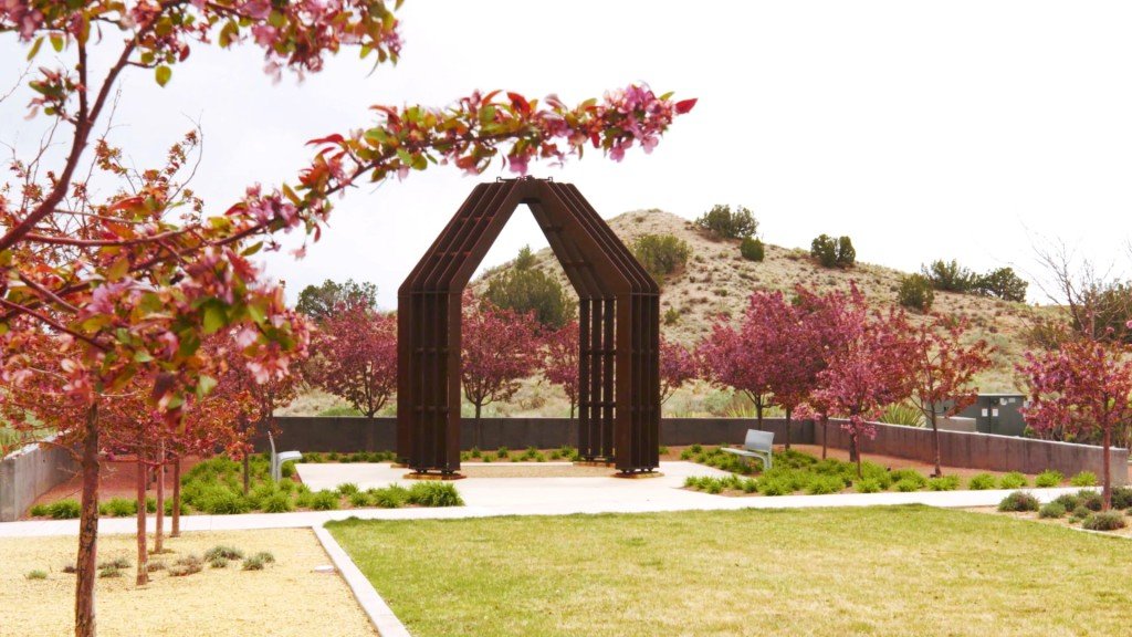 Mariposa Outdoor Art