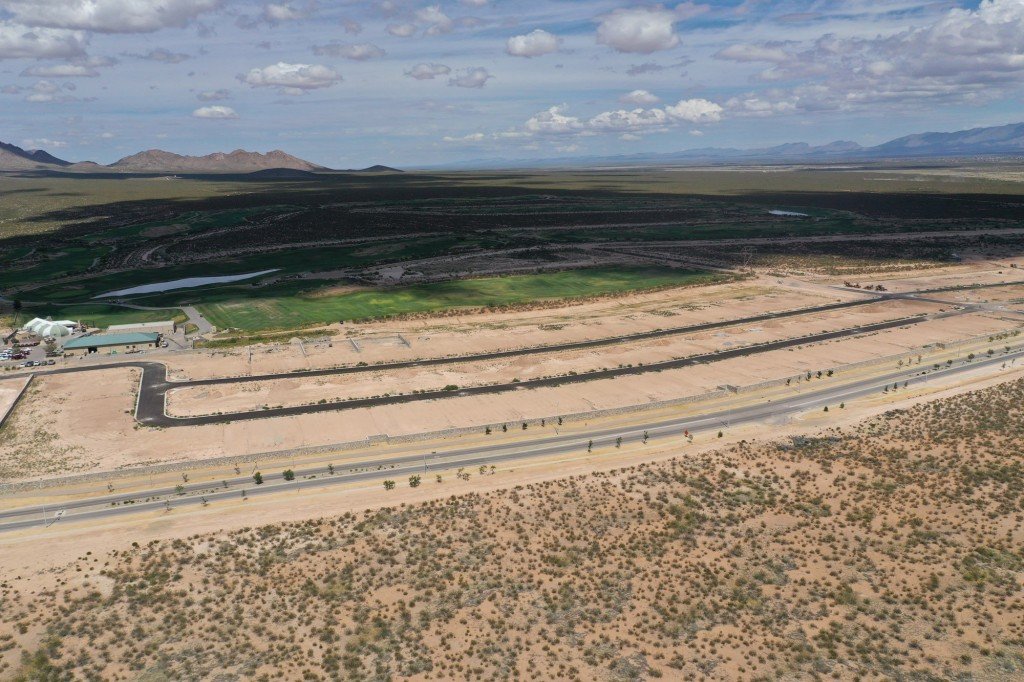 Done shot of Red Hawk Estates