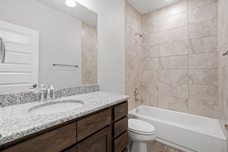 1366 Home Design